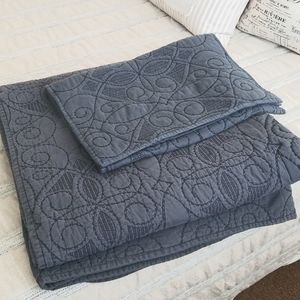 Pottery Barn washed cotton quilt and shams